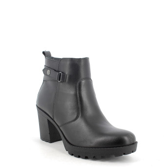 ANKLE BOOTS WITH HEEL