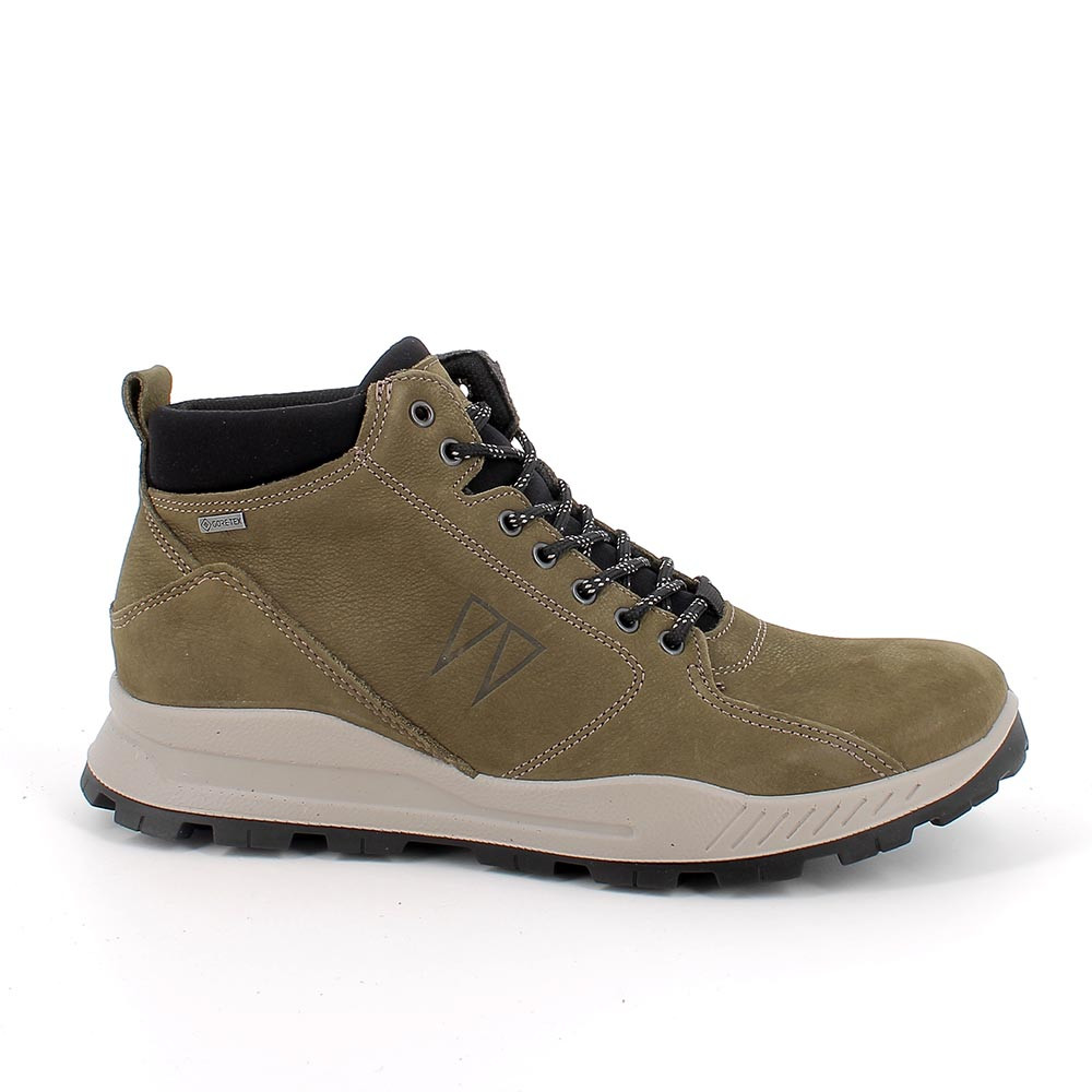 Balance man top made boots