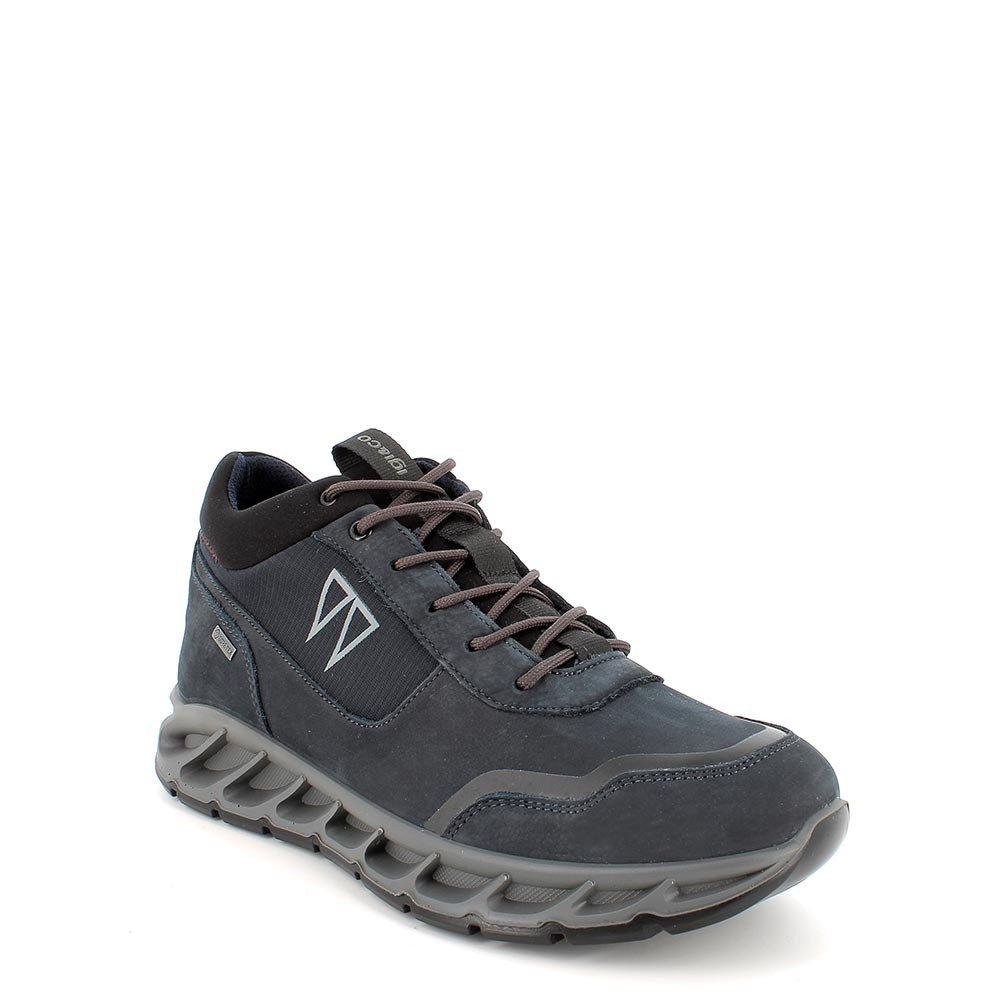 Gore tex deals casual shoes