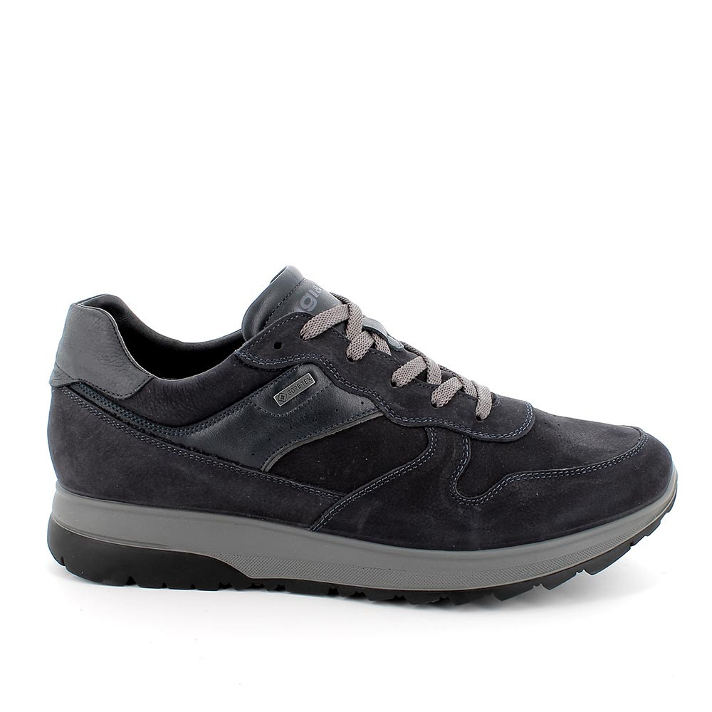 MAN GORE TEX SNEAKERS