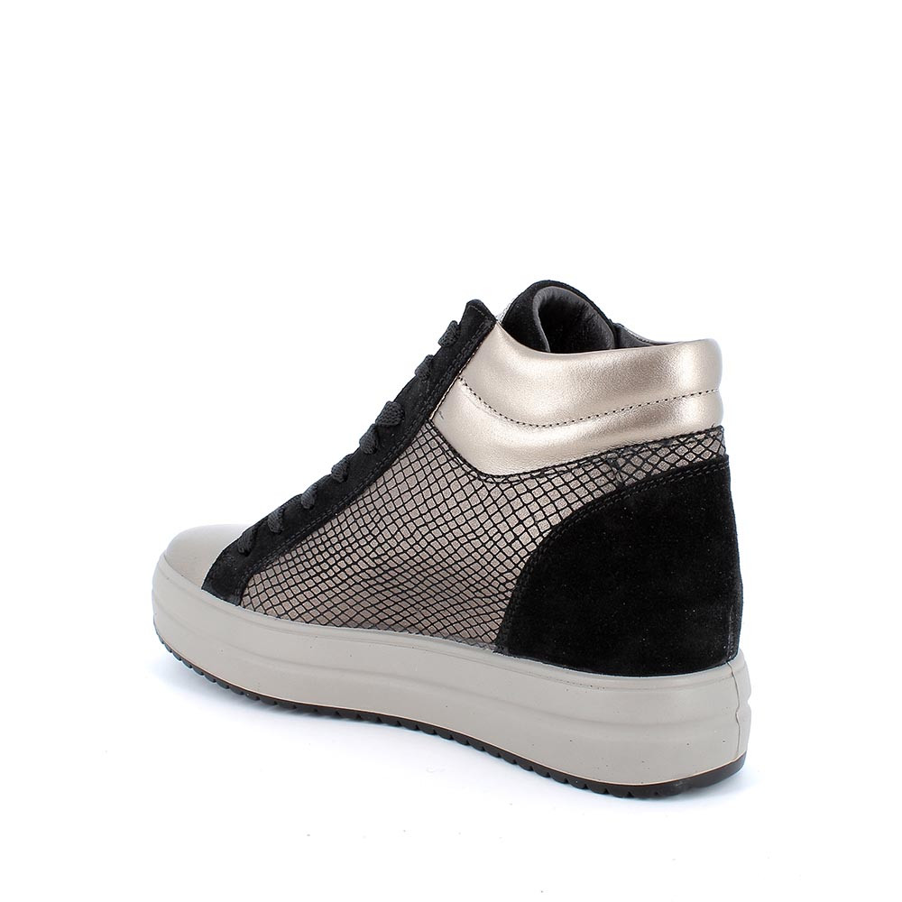 Nike zeppa interna clearance