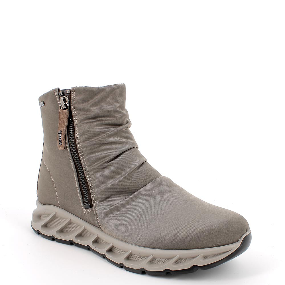 WOMAN GORETEX ANKLE BOOTS