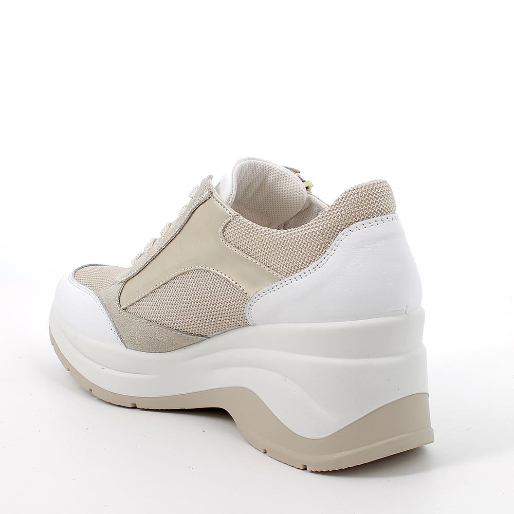 Sneakers beige cheap con zeppa