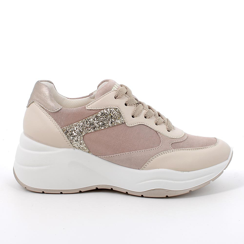 ZAPATILLAS DEPORTIVAS CON CUNA