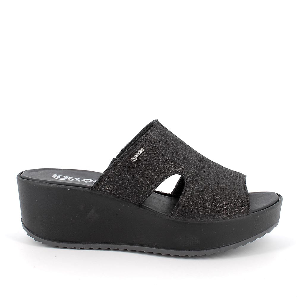 Sandalia de cuña de piel de señora negro iridiscente