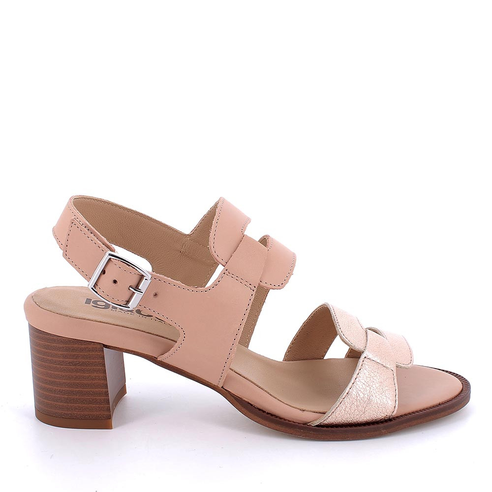 Sandali con tacco deals rosa cipria