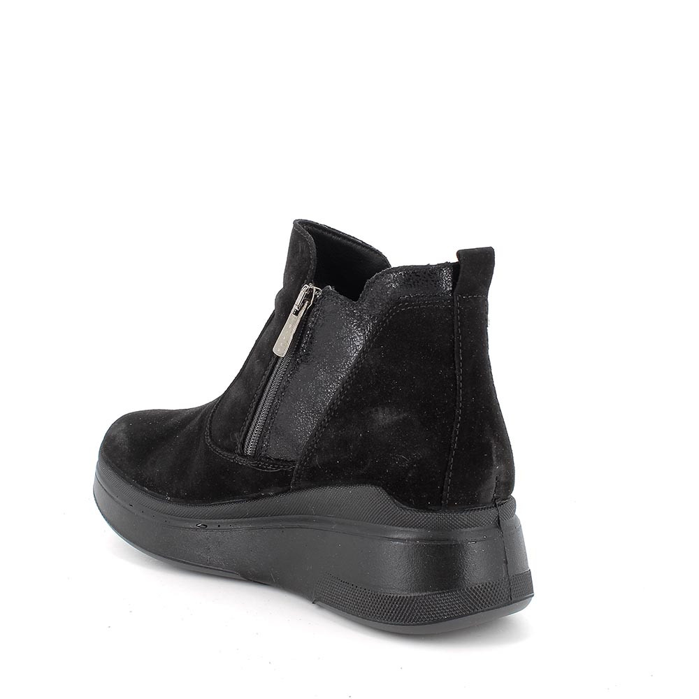 WOMAN GORE-TEX ANKLE BOOTS