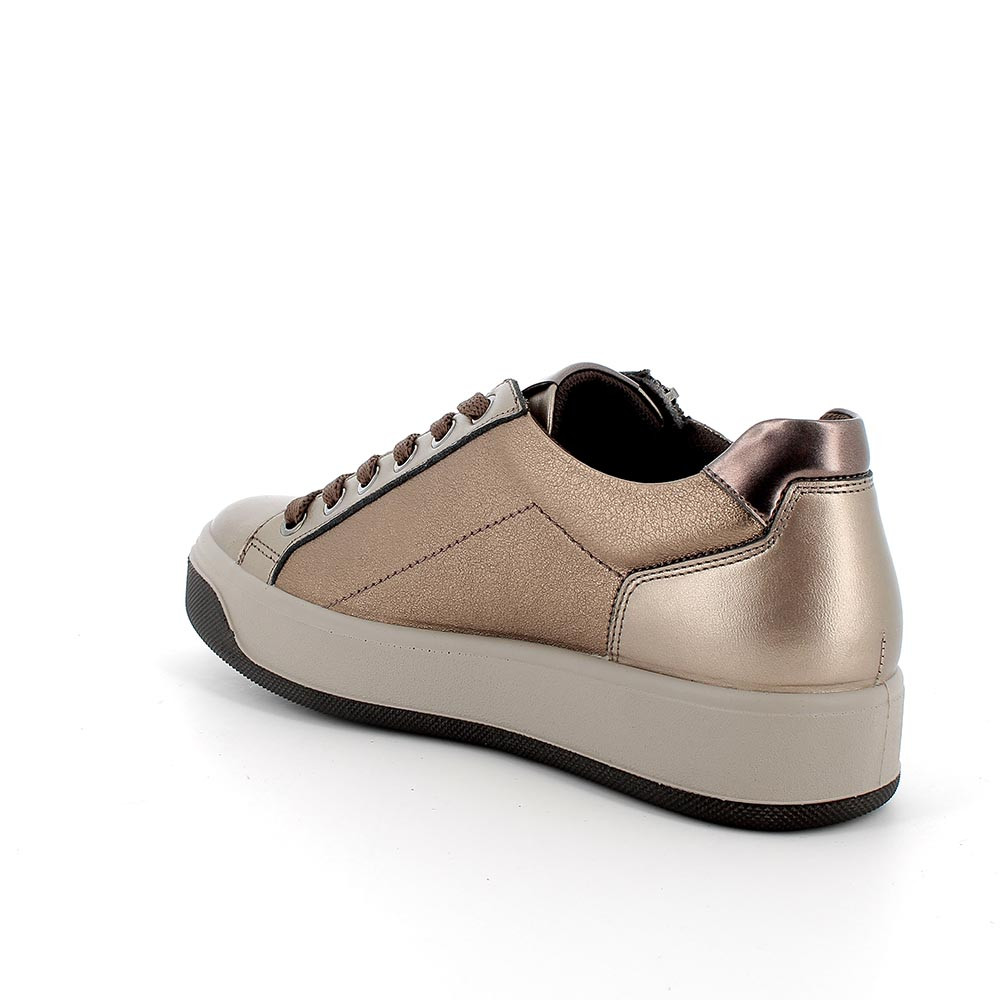 Geox shop entra acqua