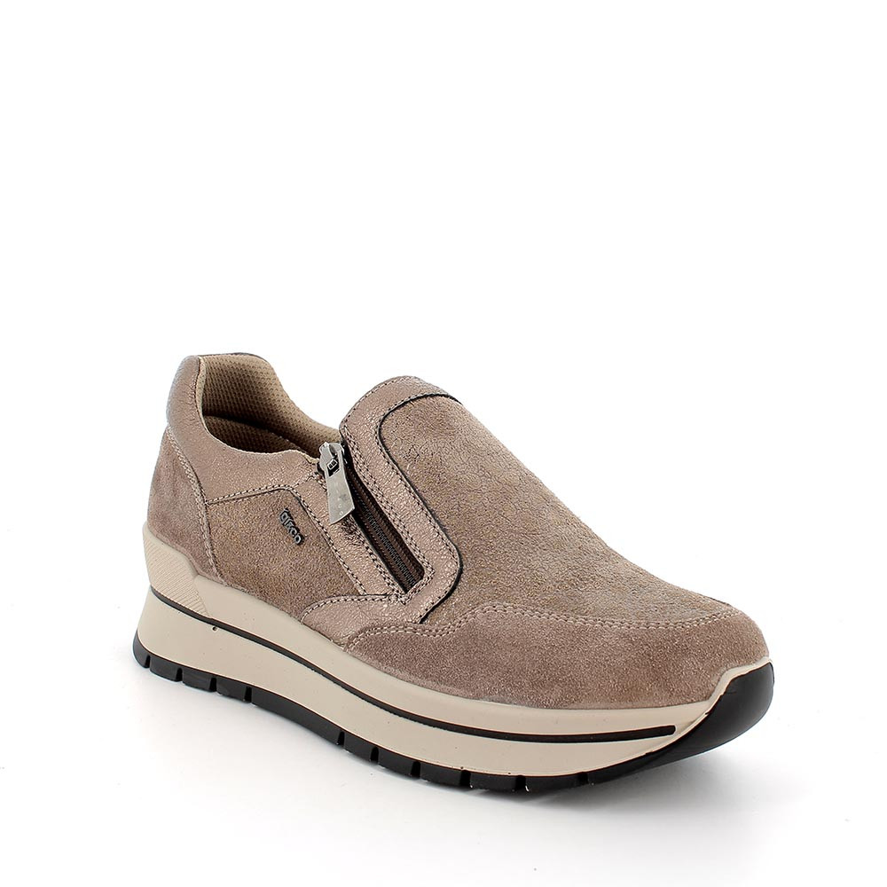 zapatillas deportivas de senora en piel color marron fango laminado