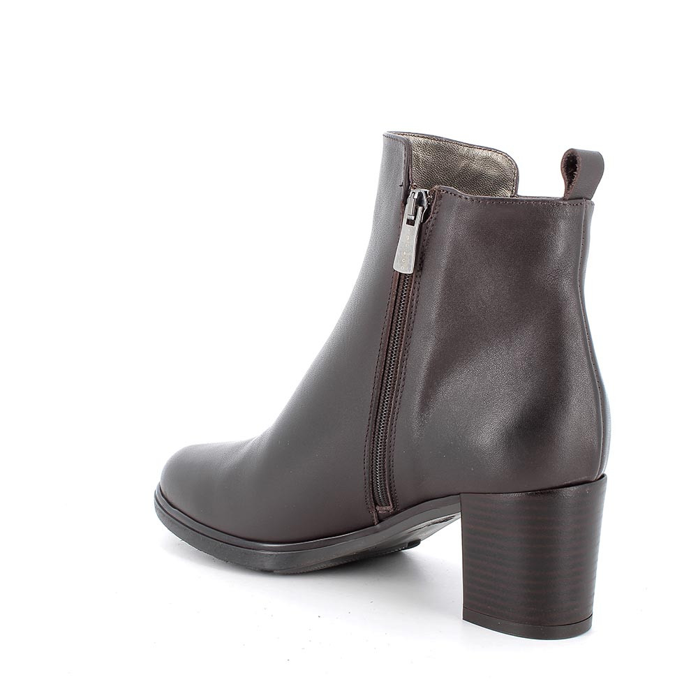 Stivaletti marrone shop