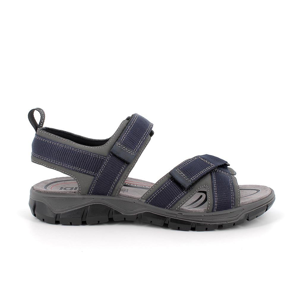 Place sandals shop