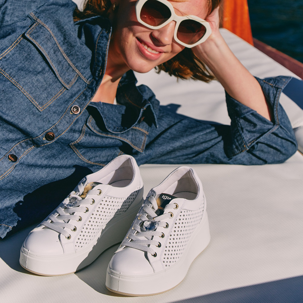 スニーカー VIC MATIE Women Sneakers 1G3052D W62BQDBM22 White Amazon.com | Victoria Unisex Seul Multicolor Sneaker, Blanco