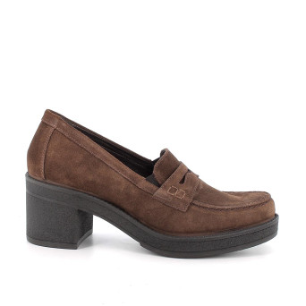 MOCASINES DE SEÑORA, CON TACÓN MOCASINES DE SEÑORA, CON TACÓN