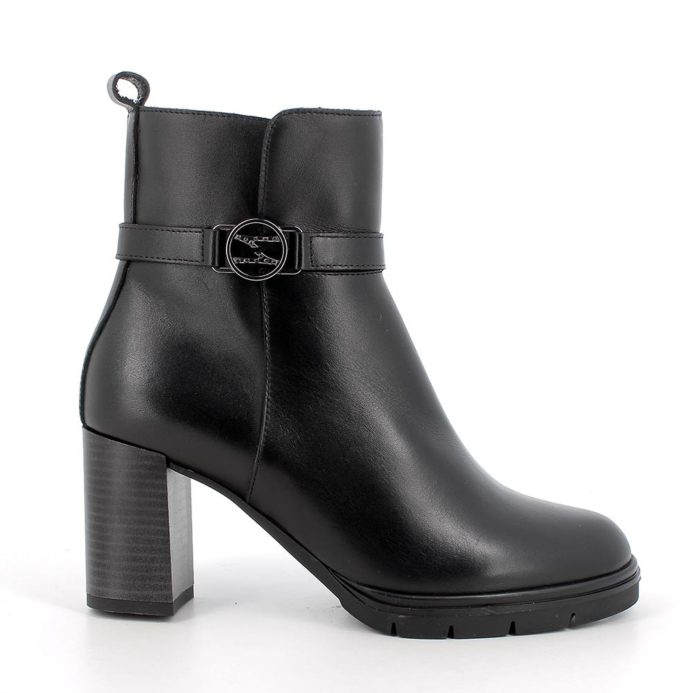 BOTINES&#x20;CON&#x20;TAC&#xD3;N&#x20;DE&#x20;SE&#xD1;ORA