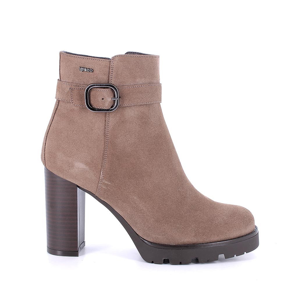 BOTINES&#x20;CON&#x20;TAC&#xD3;N&#x20;DE&#x20;SE&#xD1;ORA