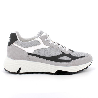 MANN SNEAKER GRAU MIT SENKEL MANN SNEAKER GRAU MIT SENKEL