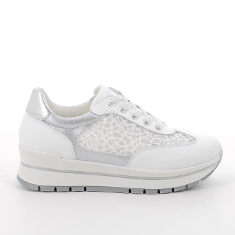 Sneakers da donna bianco con lacci Sneakers da donna bianco con lacci