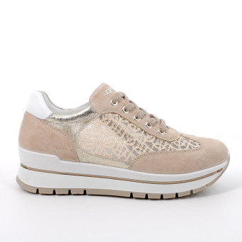 Deportivo para mujer beige con cordones Deportivo para mujer beige con cordones