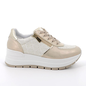 DAME SNEAKER MIT KEILABSATZ PLATIN UND WEISS MIT ZIP DAME SNEAKER MIT KEILABSATZ PLATIN UND WEISS MIT ZIP