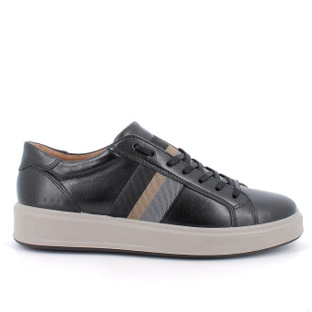 MANN SNEAKER SCHWARZ MIT SENKEL MANN SNEAKER SCHWARZ MIT SENKEL