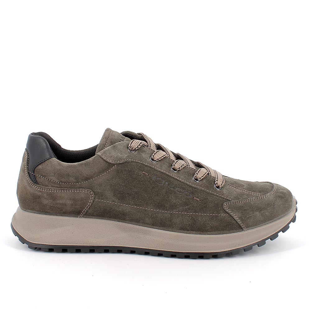 Deportivo para hombre verde con cordones