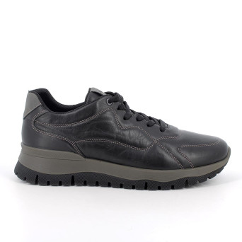 MANN SNEAKER SCHWARZ MIT SENKEL MANN SNEAKER SCHWARZ MIT SENKEL