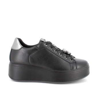 Sneakers con zeppa da donna nero con lacci Sneakers con zeppa da donna nero con lacci