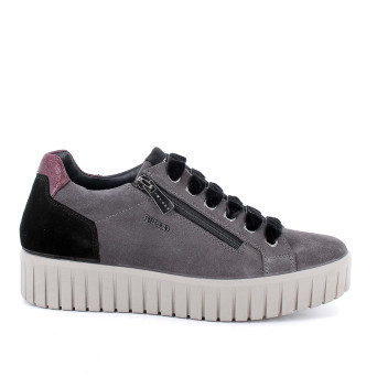 Deportivo con cuña para mujer gris con cremallera Deportivo con cuña para mujer gris con cremallera