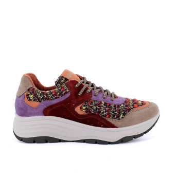 Deportivo con cuña para mujer burdeos y morado con cordones Deportivo con cuña para mujer burdeos y morado con cordones