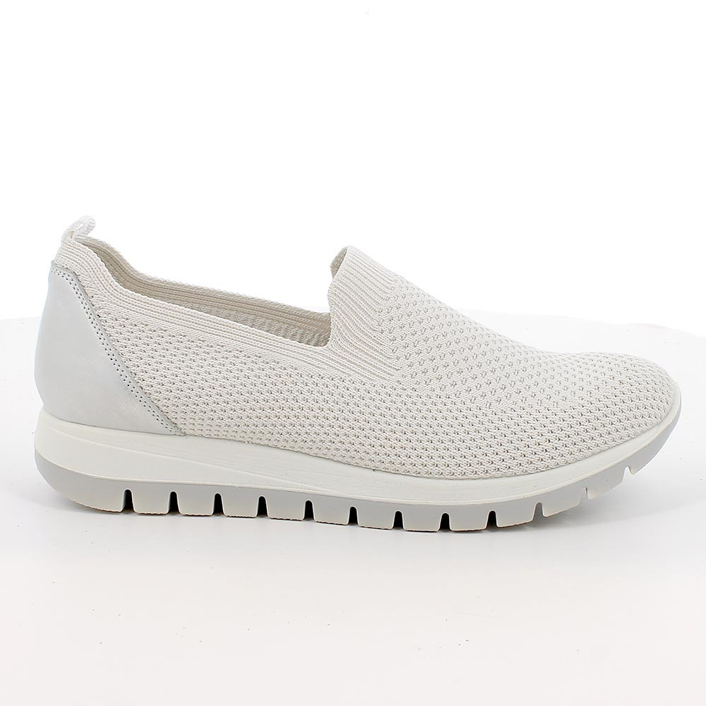SLIP ON MIT SOCKE FUER FRAUEN  WEISS UND SILBER MIT ELASTIK