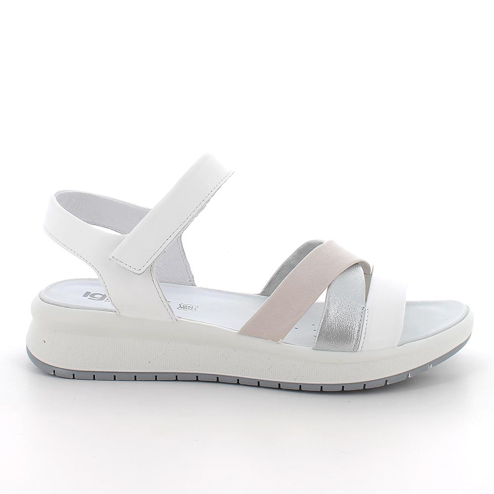 SANDALS FOR WOMAN  WHITE AND SILVER WITH VELCRO