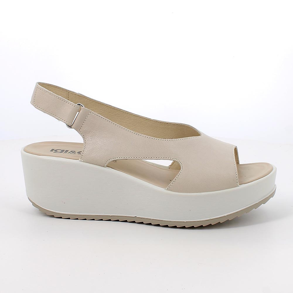 SANDALS WITH WEDGE FOR WOMAN   BEIGE WITH BUCKLE