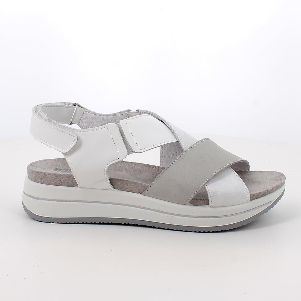 SANDALS WITH WEDGE FOR WOMAN   WHITE AND SILVER WITH VELCRO