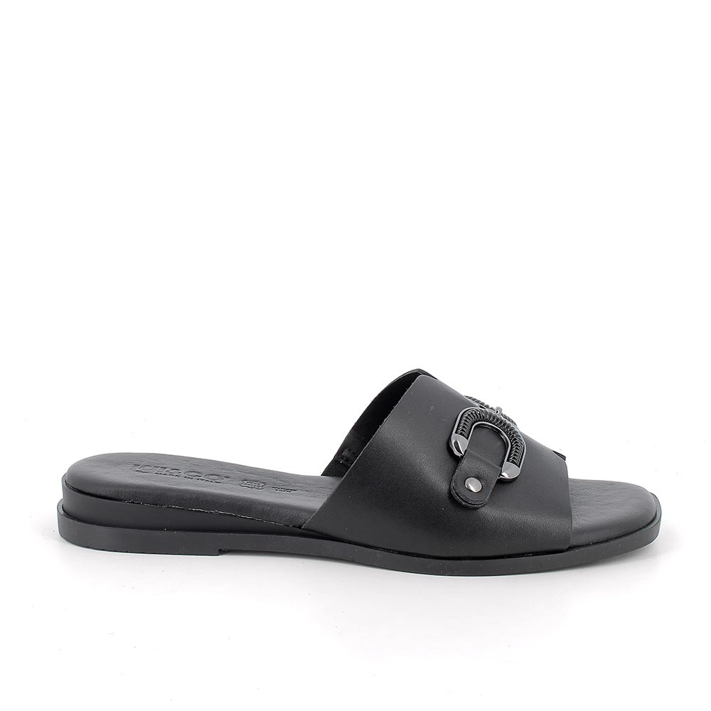 SANDALS FOR WOMAN  BLACK