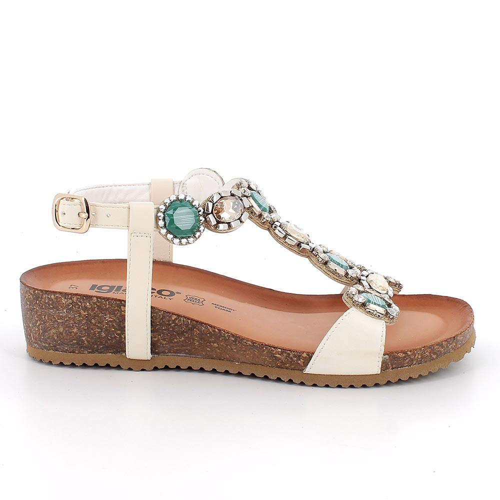 SANDALS FOR WOMAN  BEIGE WITH BUCKLE